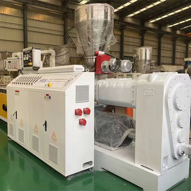 تجهیزات کفپوش PVC/PE WPC